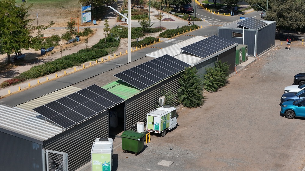Energía solar en la UC: nuevos paneles fotovoltaicos en campus San Joaquín